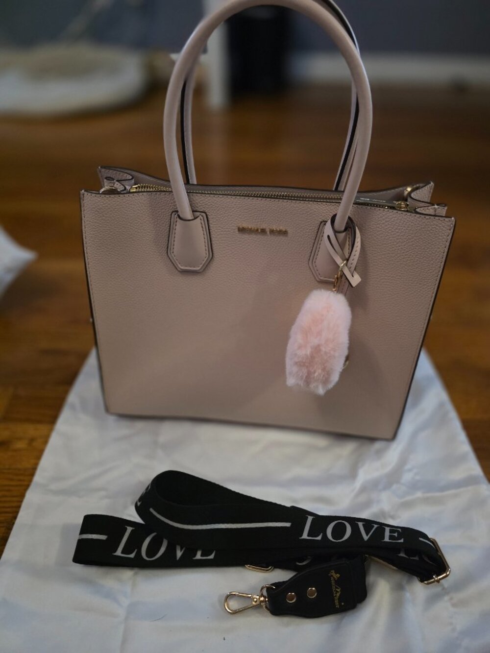 Michael Kors Large Pink Mercer Tote